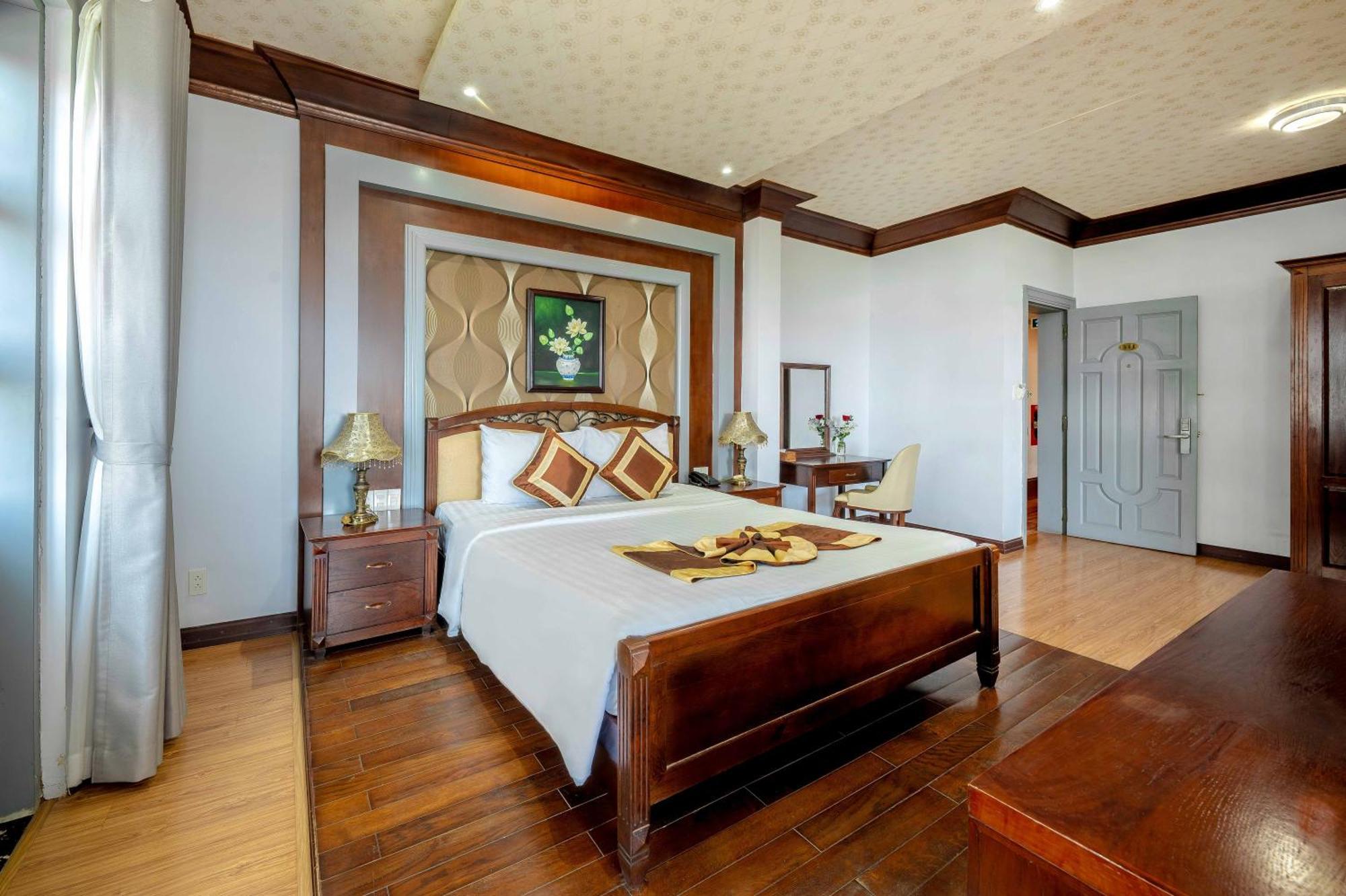 Rembrandt Hotel Nha Trang Exterior photo