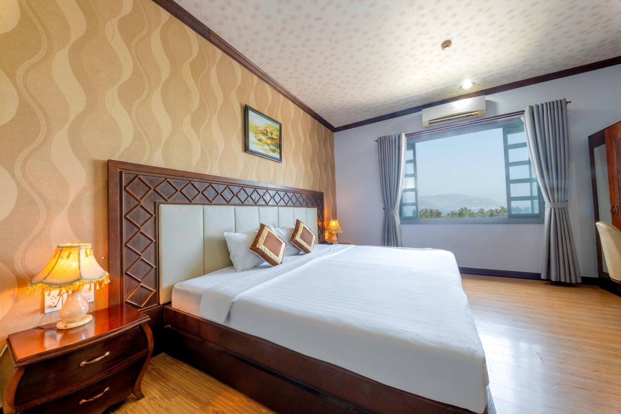 Rembrandt Hotel Nha Trang Exterior photo